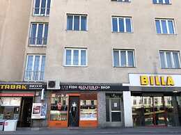 Lovely Apartment directly at Naschmarkt