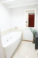 Sapanca Taş Ev & Bungalow