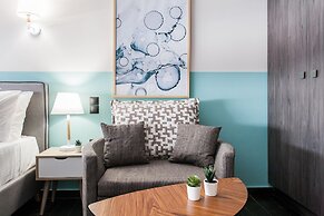 Athenian Downtown Studios by Livin Urbban