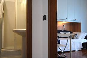 Metropolitan Expo Flat 2