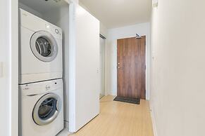 Simply Comfort Stunning Downtown Condos