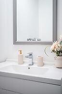 GLOBALSTAY. Magnificent Toronto Condos