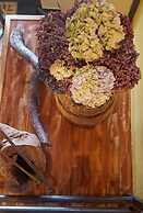 Victoria's Country Apartments