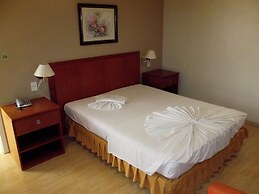 Geneviee Palace Hotel