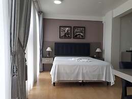 Geneviee Palace Hotel