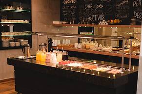 Geneviee Palace Hotel