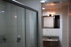 Geneviee Palace Hotel