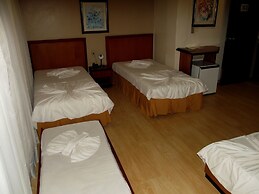 Geneviee Palace Hotel