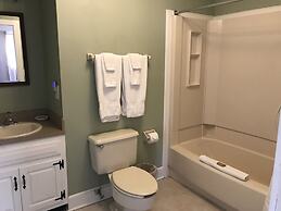 Inn at Millrace Pond