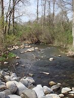 Inn at Millrace Pond