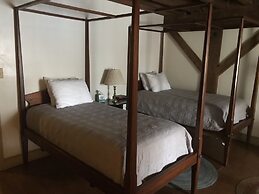 Inn at Millrace Pond