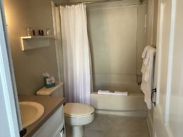 Inn at Millrace Pond