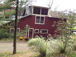 Inn at Millrace Pond