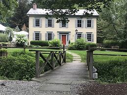 Inn at Millrace Pond