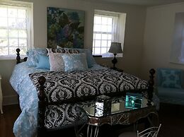 Inn at Millrace Pond