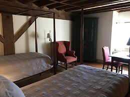 Inn at Millrace Pond