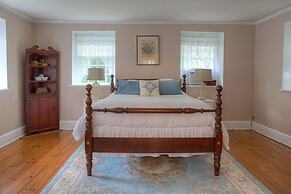 Inn at Millrace Pond