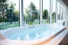 THE KAHALA Hotel & Resort YOKOHAMA