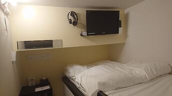 Hotel Cabin Style – Caters to Men