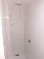 Harman Suites Moalboal