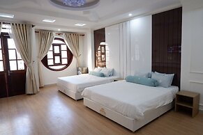 Winter Spring Homestay Center