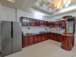 Winter Spring Homestay Center