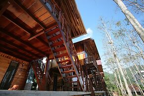 Phong Nha Mountain House