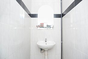 OYO 1217 Candi Residence