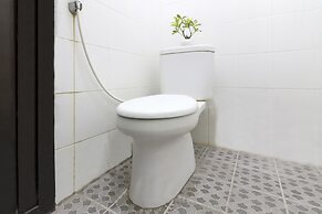 OYO 1242 Penginapan Rb Syariah