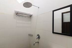 OYO 1242 Penginapan Rb Syariah