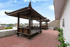 OYO 1242 Penginapan Rb Syariah