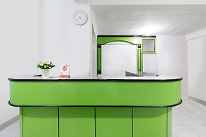 OYO 1242 Penginapan Rb Syariah