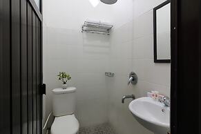 OYO 1242 Penginapan Rb Syariah