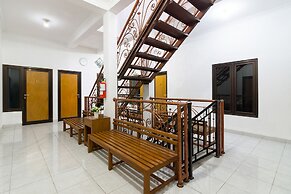 OYO 1242 Penginapan Rb Syariah