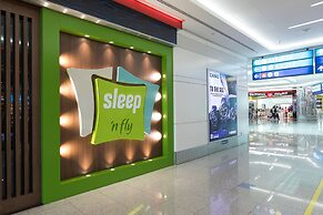 Sleep 'n fly Sleep Lounge, A-Gates Terminal 3 - TRANSIT ONLY