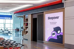 Sleepover Terminal 3, Concourse A – formerly sleep ‘n fly