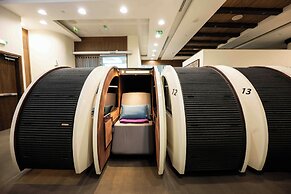 Sleepover Terminal 3, Concourse A – formerly sleep ‘n fly