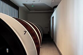 Sleepover Terminal 3, Concourse A – formerly sleep ‘n fly