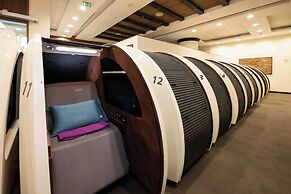 Sleepover Terminal 3, Concourse A – formerly sleep ‘n fly