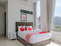 OYO 1194 Villa Bukit Panderman Residence