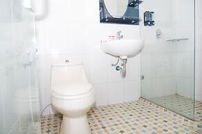 OYO 1284 Executive Residence