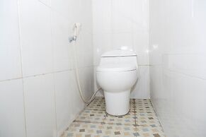 OYO 1284 Executive Residence