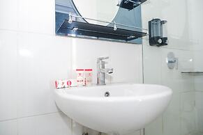 OYO 1284 Executive Residence