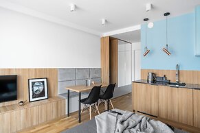 Downtown Apartments Waterlane Island - Riverview Pool, SPA, Gym & Park