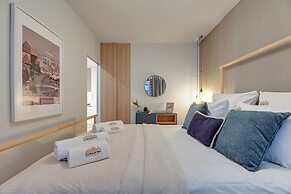 Downtown Apartments Waterlane Island - Riverview Pool, SPA, Gym & Park