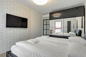 Downtown Apartments Waterlane Island - Riverview Pool, SPA, Gym & Park