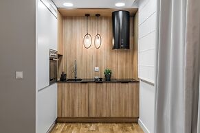 Downtown Apartments Waterlane Island - Riverview Pool, SPA, Gym & Park