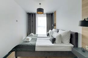 Angielska Grobla City Center & Parking by Downtown Apartments