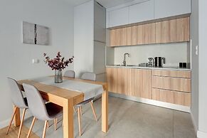 Angielska Grobla City Center & Parking by Downtown Apartments