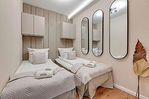 Waterlane Riverside SPA, Pool & Gym by Downtown Apartments